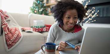 6 Ways To Keep Your Finances Intact This Holiday Season 