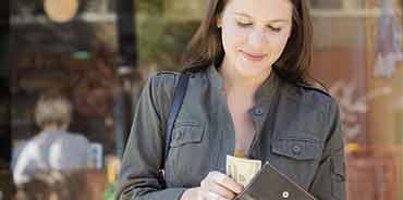 How Much Money Should I Keep In My Checking Account? 